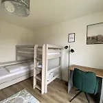 Tueddelbueddel 아파트 *